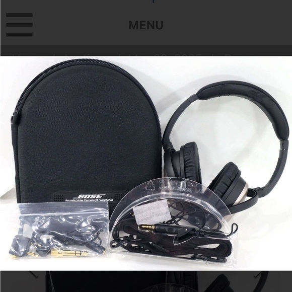 Bose Black and Silver Headphones with Accessories - Picture 9 of 9